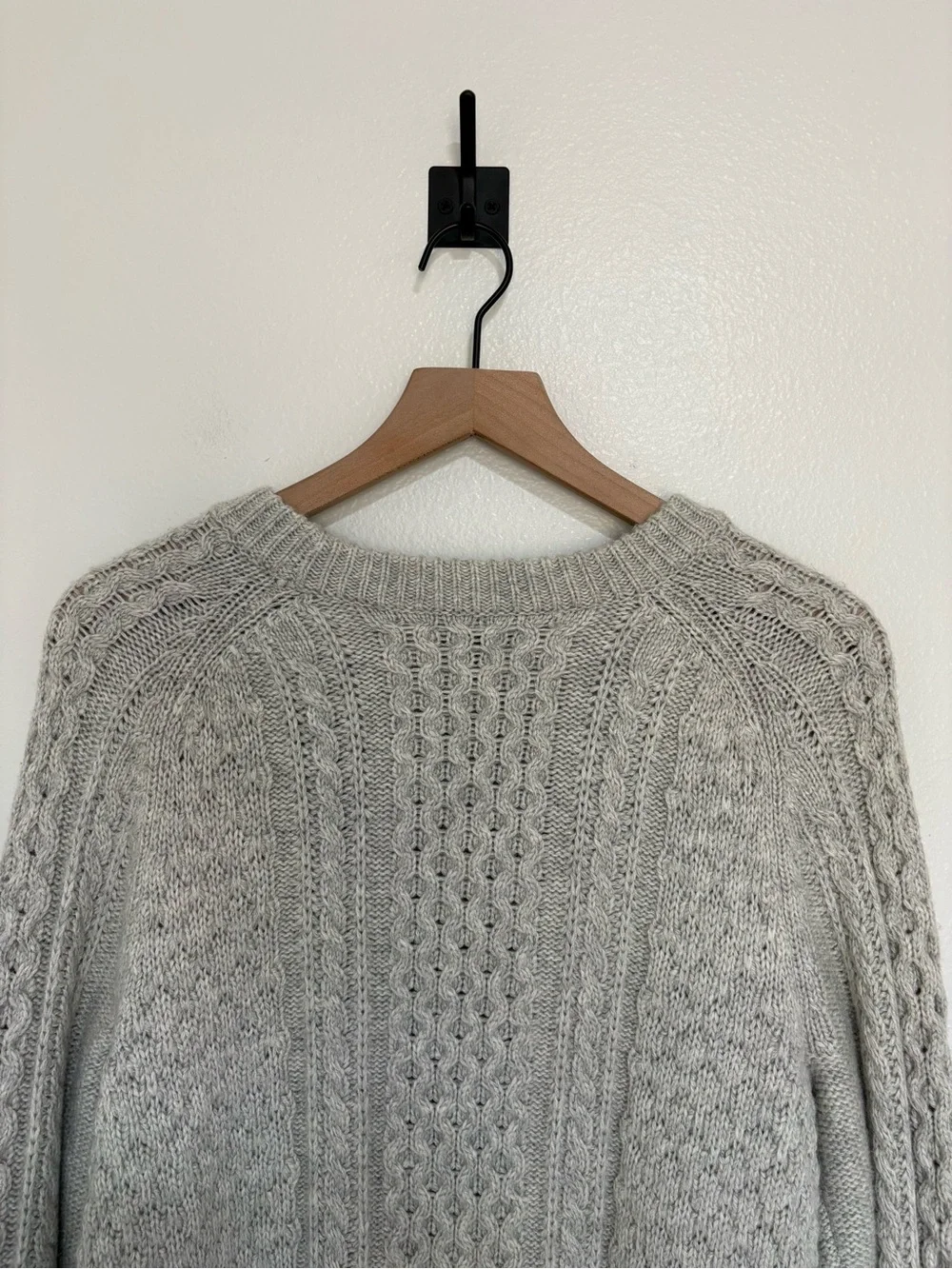 J. Crew Pom-Pom Cable Knit Lambswool Crewneck Pullover Sweater Grey Medium